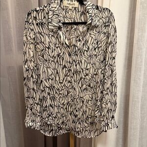 Diane Von Furstenberg Monochrome Leaf Pattern Blouse